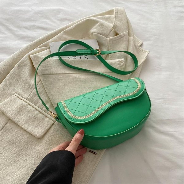 Nueva Moda Casual Y Hermosa Bolsa Cruzada De Cadena De Moda Bolsa De Hombro Tipo Silla De Montar Bolsa De Axila-image