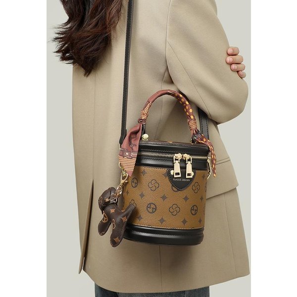 Nowa Torba Damska Torba Wiaderko Litery PrezbiterańSki Niszowy Design Modna Jednoramienna Crossbody Torebka Torba-image