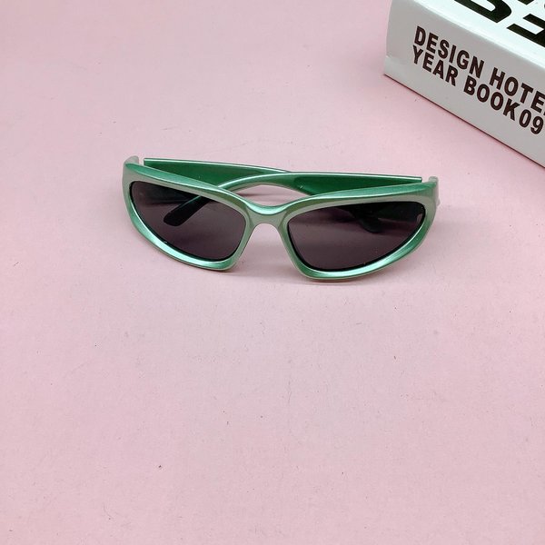 Nuevas Gafas De Sol Ovaladas De Marco PequeñO Para NiñOs ProteccióN UV400 Para NiñAs NiñOs Gafas Para Deportes Al Aire Libre Ciclismo As Shown In The Figu Gray-image