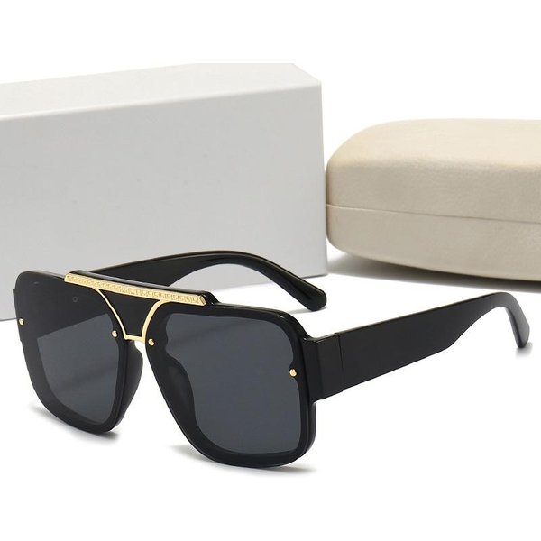 Nuevas Gafas De Sol Cuadradas Grandes Para Mujer Moda UV400 Gafas De Sol Para Viajes Al Aire Libre Gafas Decorativas Con DiseñO De Tachuelas De Arroz As Shown In The Figu-image