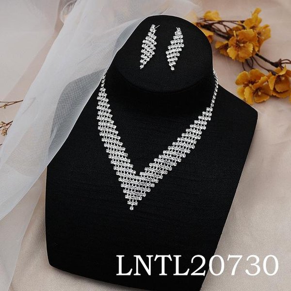 Nuevo Conjunto De Pendientes Y Collar Europeo Y Americano, Conjunto De 2 Piezas De Diamantes Lleno De Destellos, Collar Con Borlas De Diamantes, Cadena Hasta La ClavíCula Para Mujer-image