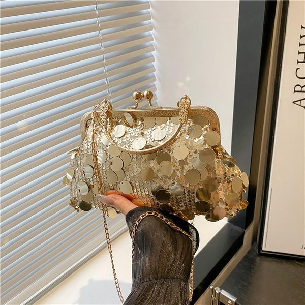 Elegancka Cekinowa KopertóWka Wieczorowa Dla Kobiet Jednokolorowa Torebka Na Ramię Z łAńCuszkiem Modna Muszelkowa Torebka Portmonetka ZłOcisty-image