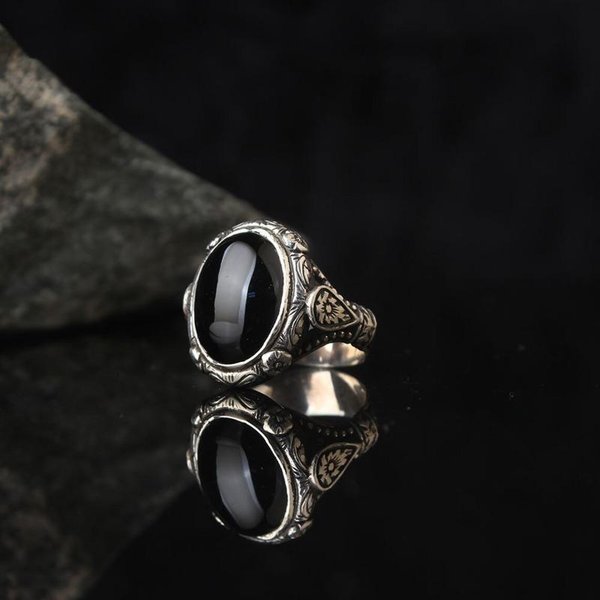 Anillo Retro Grabado Punk De Moda Con Gema Negra Anillo De JoyeríA Para Hombre 8 Black-image