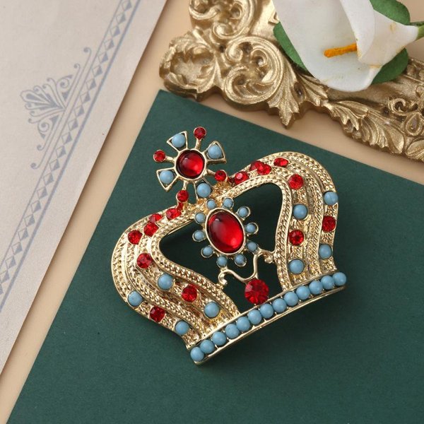 Moda Mujeres Perla Cristal Broches Barrocos Cruz Corona Insignias Vintage Pines Tendencia Dama Ropa Abrigo Banquete Broche Pin Brown-image