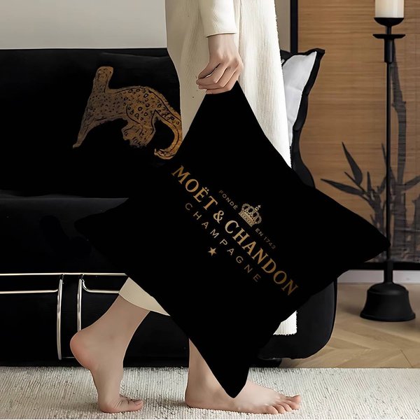 Marca M-Moet C-Chandon Almohada Almohada De Anime Funda Para Cabecero De Sofá Cama Funda De CojíN 45X45 Cm Moda 45X45Cm-image