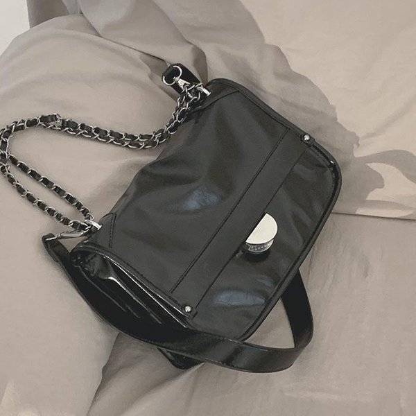 Bolso De Cadena De Marca De Moda Nuevo Para Mujer DiseñO De Nicho Bolso De Hombro De Gran Capacidad Bolso Cruzado Bolso Fresco Debajo Del Brazo Mujer-image