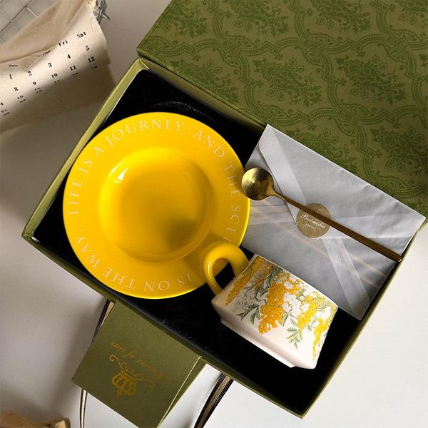 ŚRedniej WielkośCi Ceramiczny Kubek Spodek ŻółTy Gazela Spodek Spodek Do FiliżAnki Kawy, PudełKo Prezentowe Kubek Do PopołUdniowej Herbaty Wysokiej JakośCi Design 260ML-image