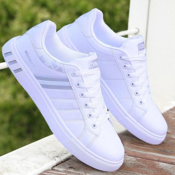 Zapatillas Blancas Hombre Zapatos Vulcanizados Zapatos Planos Transpirables Para NiñOs Zapatos CóModos Hombre Moda Primavera OtoñO Zapatos De Cuero Para Hombre 42-image