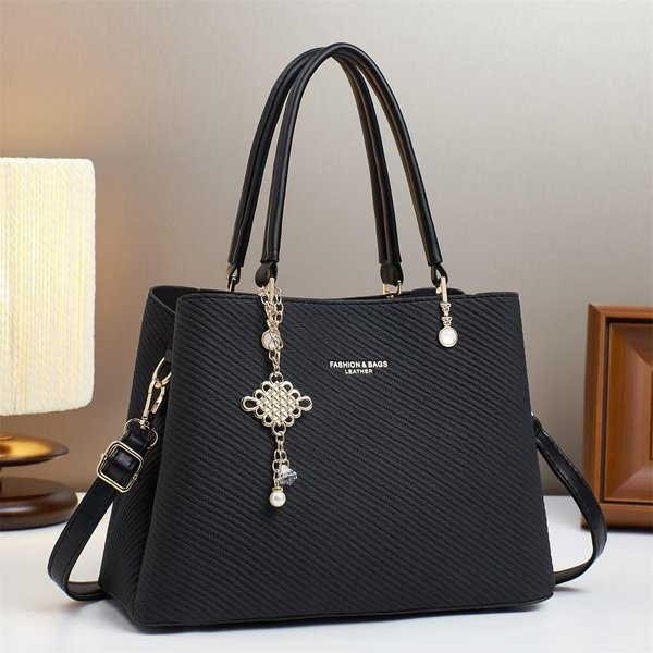Bolso De Mano Nuevo Multicapa De Gran Capacidad Alto Nivel De Apariencia Bolso De Hombro De Moda Bolso Bandolera Multicapa De Gran Capacidad .-image