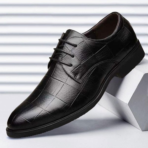 Nuevos Zapatos De Cuero De Primavera Para Hombres De Negocios Formales Zapatos De Talla Grande Para Padrinos De Boda VersáTiles Casuales 44-image