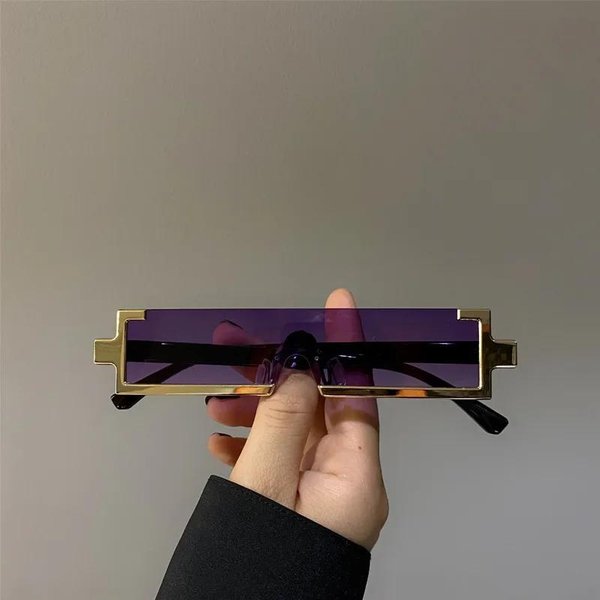 Stylowe Okulary PrzeciwsłOneczne W Stylu Retro Bez Oprawek ProstokąTne Gradualny Kolor UV400 Letnie PodróżNe Okulary ChroniąCe Przed SłOńCem Okulary OsobowośCi 1PC-image