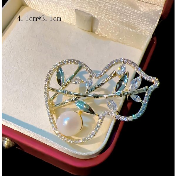 Broche De Copo De Nieve De Perla Artificial Elegante De DiseñO De Lujo Ligero Para Mujer, Broche De Mariposa De DiseñO De Nicho VersáTil De Moda Gray-image