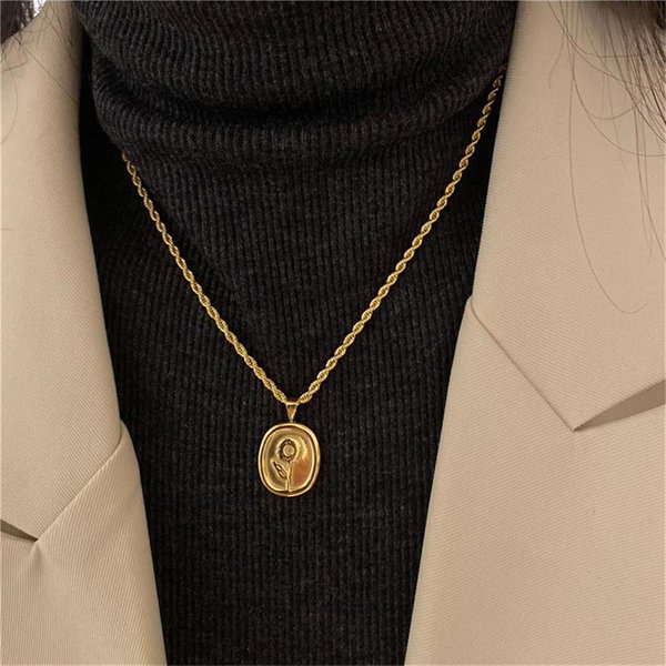 Collar De Cadena Para ClavíCula Con Colgante De CorazóN Hueco De Moda Para Mujer Punk Hip-Hop Streetwear JoyeríA Regalo-image