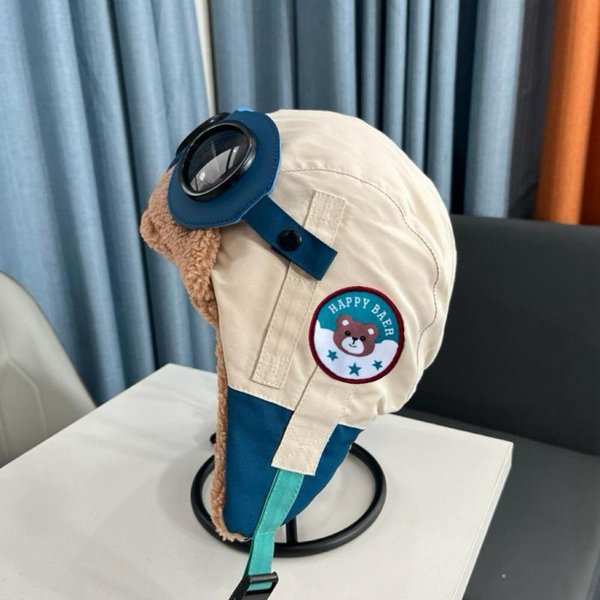 Modna Urocza KreskóWkowa Czapka Pilota Wiatroszczelna Odporna Na Zimno Ochrona Uszu Czapka Pogrubiona Z Goglami CiepłA Czapka Zimowa Gray-image