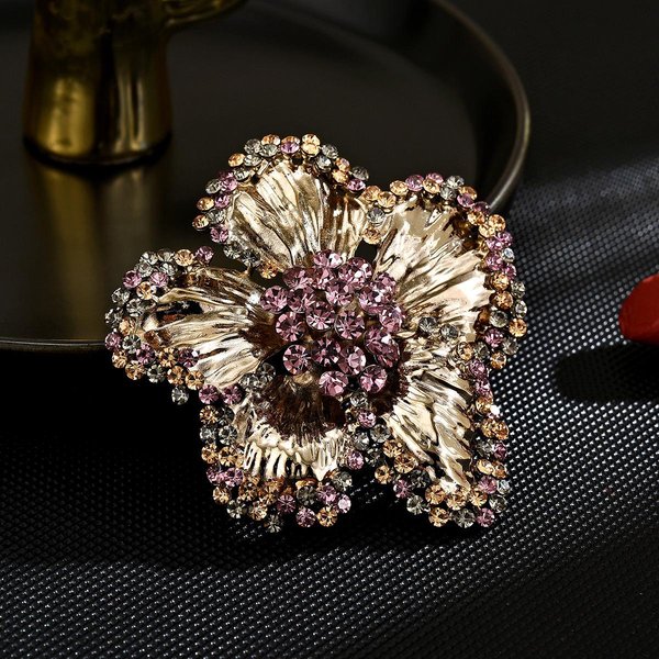 Broche De Flor Elegante Con DiseñO De Lujo Ligero Para Mujer, Con Circonita Incrustada, Broche De Moda Y VersáTil Con Sentido Del DiseñO Nicho-image