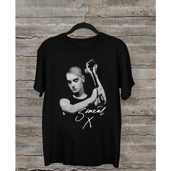 Regalo Firma Sinead O'connor Para Fan Camiseta Negra Manga Corta Todas Las Tallas Unisex 4XL Gray-image