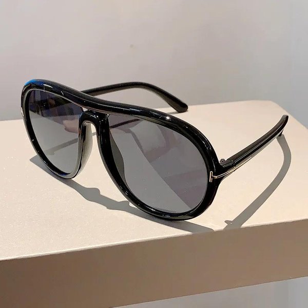 Modne Oversize'owe Okulary PrzeciwsłOneczne Pilotki Damskie MęSkie Luksusowe Designerskie Vintage DużA Oprawka Punkowe Do Jazdy Cień 1PC-image