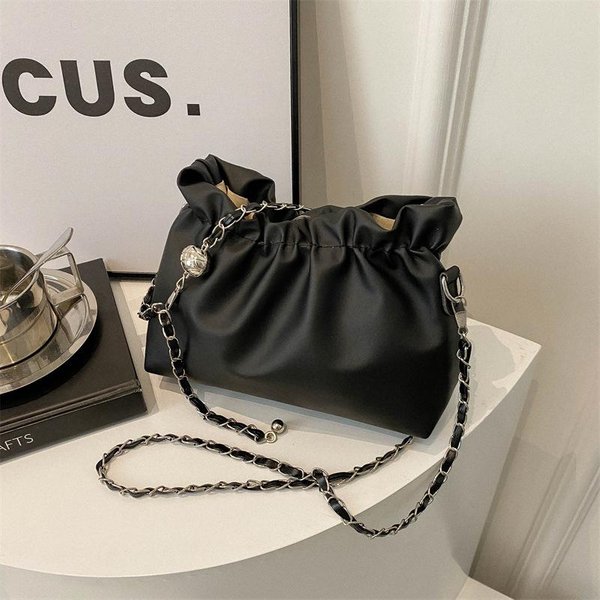 Bolso De Mujer De Moda Nuevo Bolso De Color SóLido Moderno Y A La Moda Exquisito DiseñO De Cadena Bolso De Cubo Bandolera De Un Hombro-image
