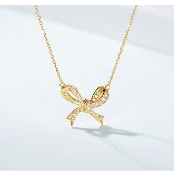 VersióN Japonesa Y Coreana Cadena Sencilla Y De Moda Con Colgante De Lazo Incrustado De Diamantes Cadena Para ClavíCula De Temperamento Beige-image