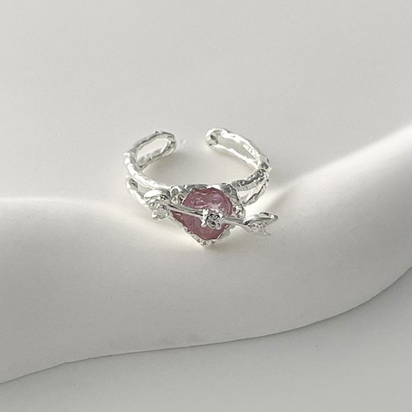 Nuevo DiseñO Nicho De Moda Una Flecha A TravéS Del CorazóN Con Diamantes Amor Anillo Abierto Anillo White-image