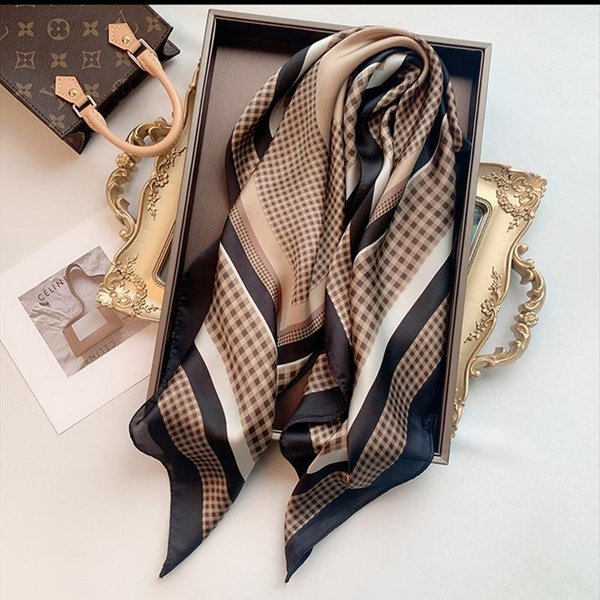 Bufandas De Lujo Para Mujer Chal Estampado SatéN De Seda Bufanda Hiyab PañUelo Bandana Femenino Chales Cuadrados 70*70Cm Bufandas Para Damas Gray-image