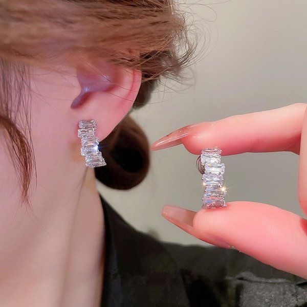 Pendientes De Aro Ovalados De Circonita CúBica Huitan Para Mujer Nuevo DiseñO Moderno Pendientes De Moda Para Dama JoyeríA De DeclaracióN Color Plata Brown-image