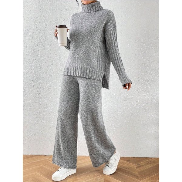 Stylowy, DwuczęśCiowy Komplet Na Jesień I Zimę W Jednolitym Kolorze, SkłAdająCy Się Ze Spodni Z Szerokimi Nogawkami I Szykownego Swetra. One Size-image