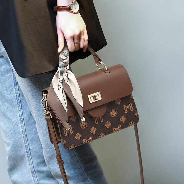 Nuevo Bolso Bandolera De OtoñO E Invierno De Alta Gama Para Uso Diario, PequeñO Bolso Cuadrado Bajo La Axila.-image