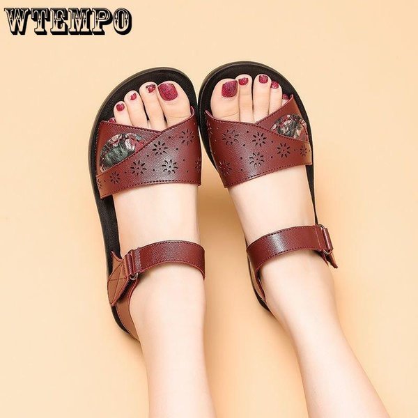Sandalias De Mujer Cuero Suela Blanda Zapatos De Mamá Moda Verano Zapatos CóModos Sandalias De Suela Gruesa Antideslizante Planas Para Mediana Edad | Material PU 40 Rojo-image