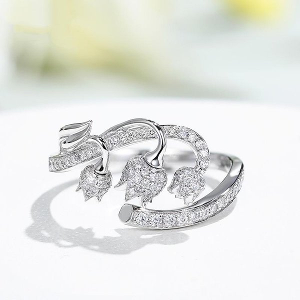 Anillo Ajustable Con DiseñO De Flor EstéTica Huitan, JoyeríA Femenina De Circonita Brillante Para Ceremonia De Compromiso, Accesorios Delicados. Resizable Gray-image