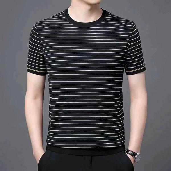 Camiseta De Punto De Verano Para Hombre Moda Rayada Manga Corta Casual Camiseta BáSica Fina Estilo Coreano Cuello Redondo Tendencia Para JóVenes Y Mediana Edad 3XL Gray-image