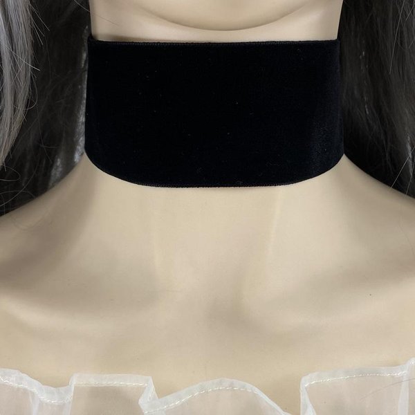 Naszyjnik Choker Z Aksamitu Gotycki Vintage Naszyjnik Z łAńCuszkiem Na Szyję Dziewczyna Kobiety Czarny Choker Modna BiżUteria Na Szyję Akcesoria KołNierz 5Cm-image