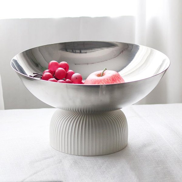 Estilo Lujo Ligero NóRdico Adornos De Metal Plato De Frutas Alto Plato De Dulces Y Aperitivos Decoraciones De Sala Modelo De Arte De DiseñO-image