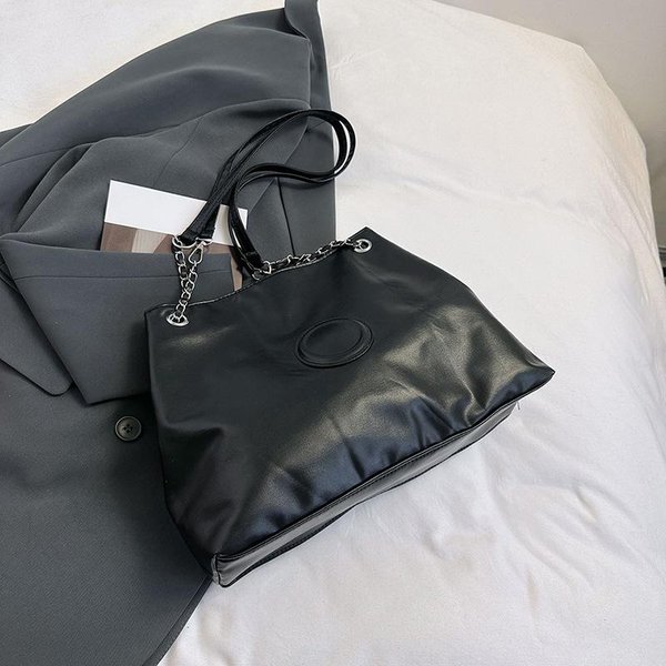Bolso De Hombro OtoñO Nuevo Bolso Tote De Gran Capacidad Mochila Casual De Moda Universitaria-image