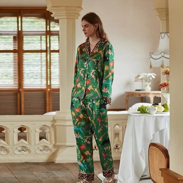 Conjunto De Pijama De Seda Imitada Para Mujer OtoñO E Invierno Felpa Manga Larga PantalóN Solapa Suave Ropa De Casa M White-image