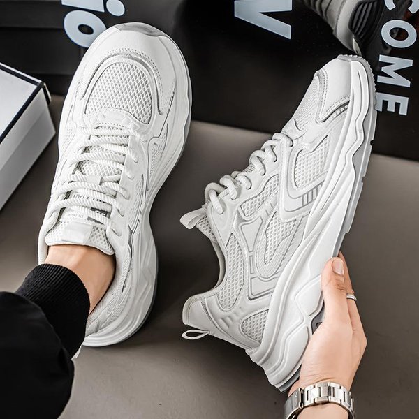 Zapatos De Hombre Para Verano Nuevos Zapatos De Malla Transpirables Ligeros Zapatos Deportivos Para Correr Para Hombres Zapatos Casuales De Viaje Zapatos De Papá 44 White-image