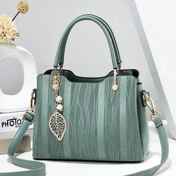 Un Nuevo Estilo De Bolso Cruzado Grande Simple Y AtmosféRico Bolso Personalidad Femenino Bolso Femenino Bolso De Mano Moda Bolso De Hombro .-image