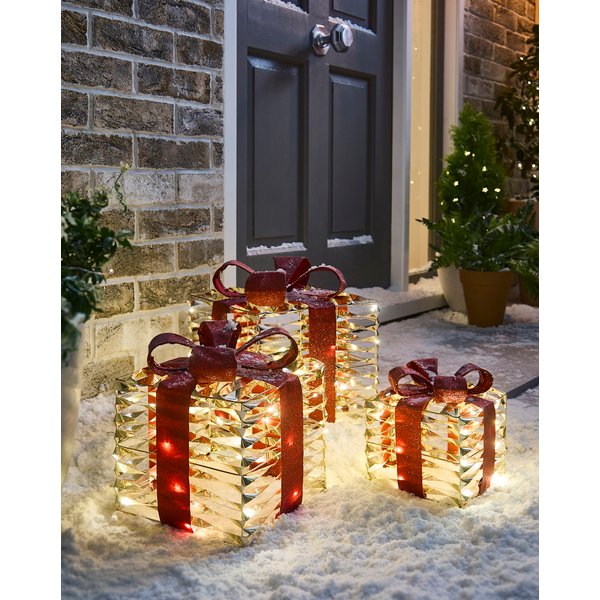 Shimmer Twist Indoor Outdoor Presents