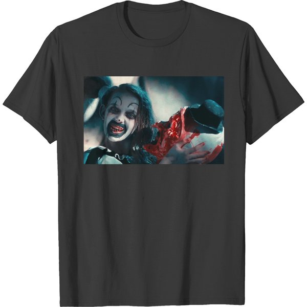 Terrifier 2 - Little Pale Girl Holding The Head Of Art The Clown T-Shirts-image