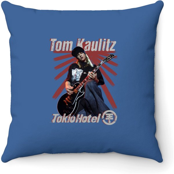 Tom Kaulitz Unisex Throw Pillows, Tokio Hotel Merch, Tom Kaulitz - Tokio Hotel-image
