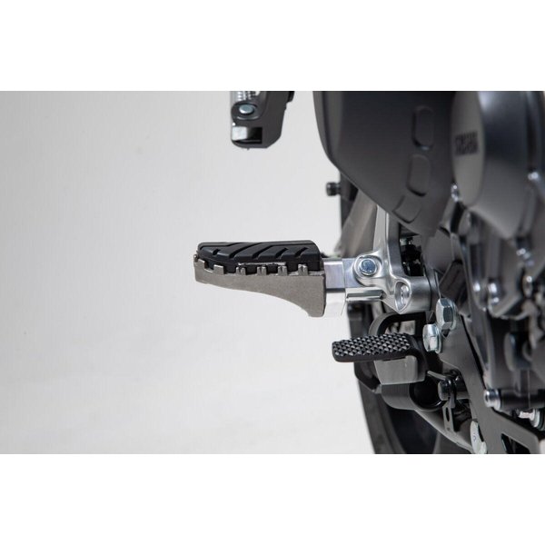 FRS.06.011.10300/S - SW Motech ION Footpegs For Yamaha MT-07 ABS 2020-2024 - Silver