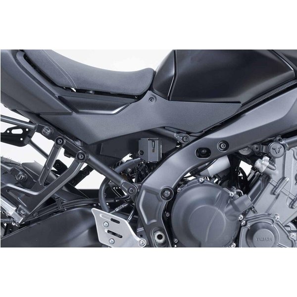 SCT.06.597.10000/B - SW Motech Brake Reservoir Guard For Yamaha MT-09 ATR DXCS 2025 Rear - Black