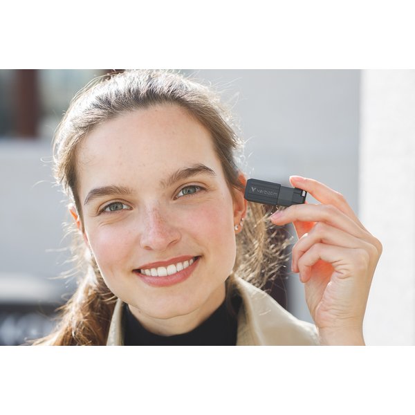 Verbatim PinStripe - USB Drive 128 GB - Black