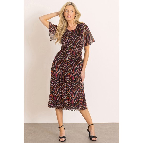 Klass. Women's Sketch Print Pleated Chiffon Dress