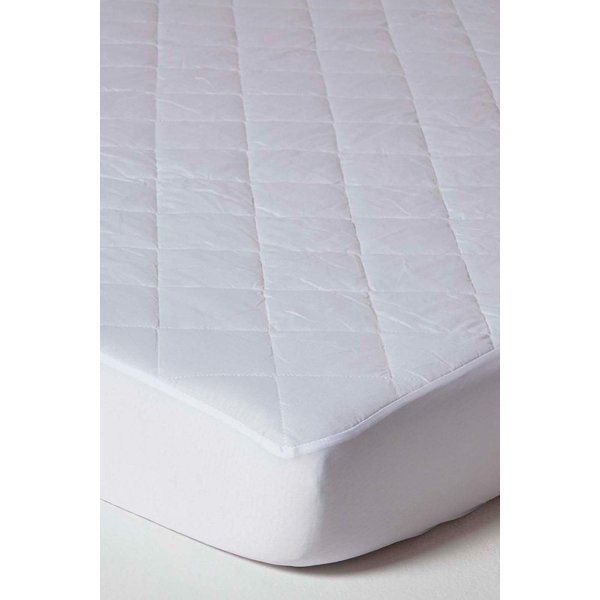 Homescapes Quilted Mattress Protector in White | Size: Super King