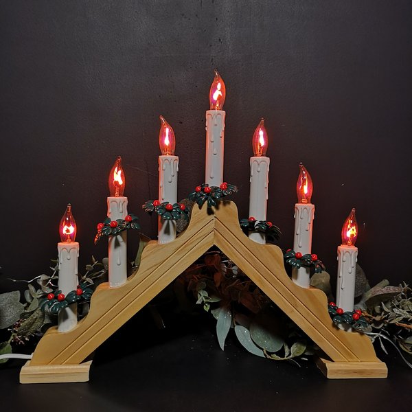 Samuel Alexander 40cm Premier Christmas Candlebridge with 7 Flickering Bulb in Light Wood Finish Mains Operated, Red