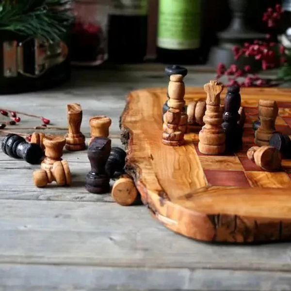Premium Handmade Chess Board and pieces (Red Wood)