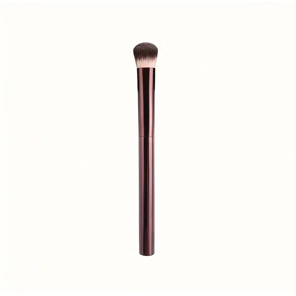 Angled Seamless Coverage Concealer Brush - Brown