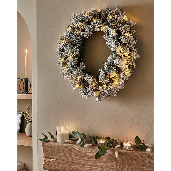 Aspen Pre-Lit Wreath