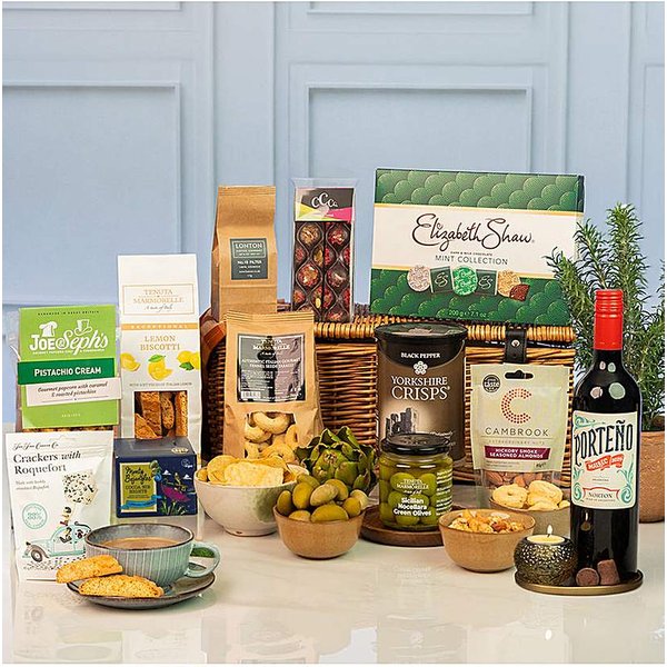 The Malbec and Nibbles Basket - Simply Gifting